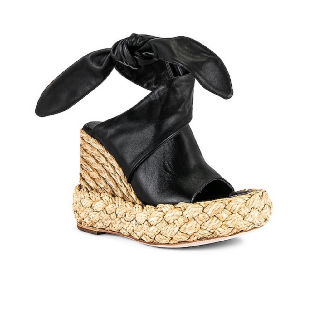 Ariel Wedge Sandal in Black
Paloma Barcelo